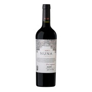 Botella de Chakana Malbec 2022